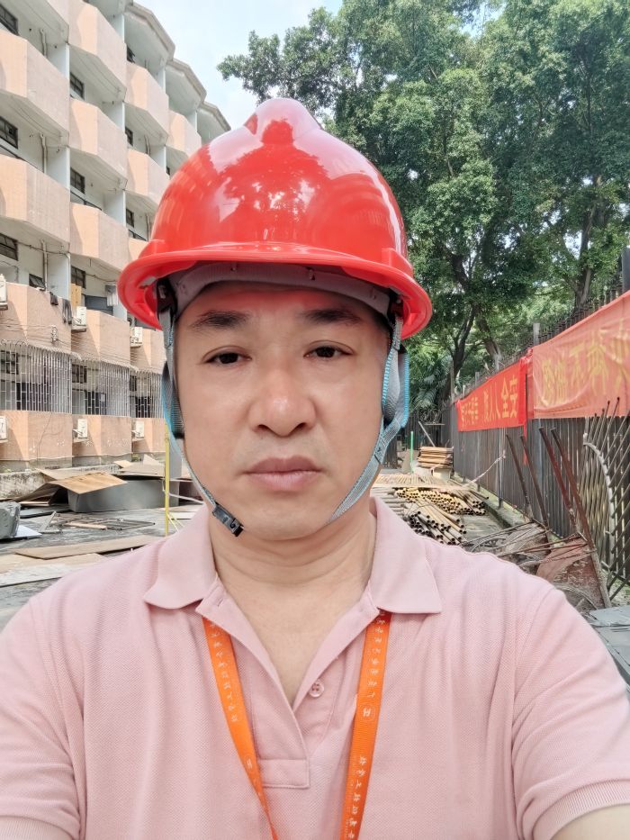 吴建.jpg 吴建.jpg