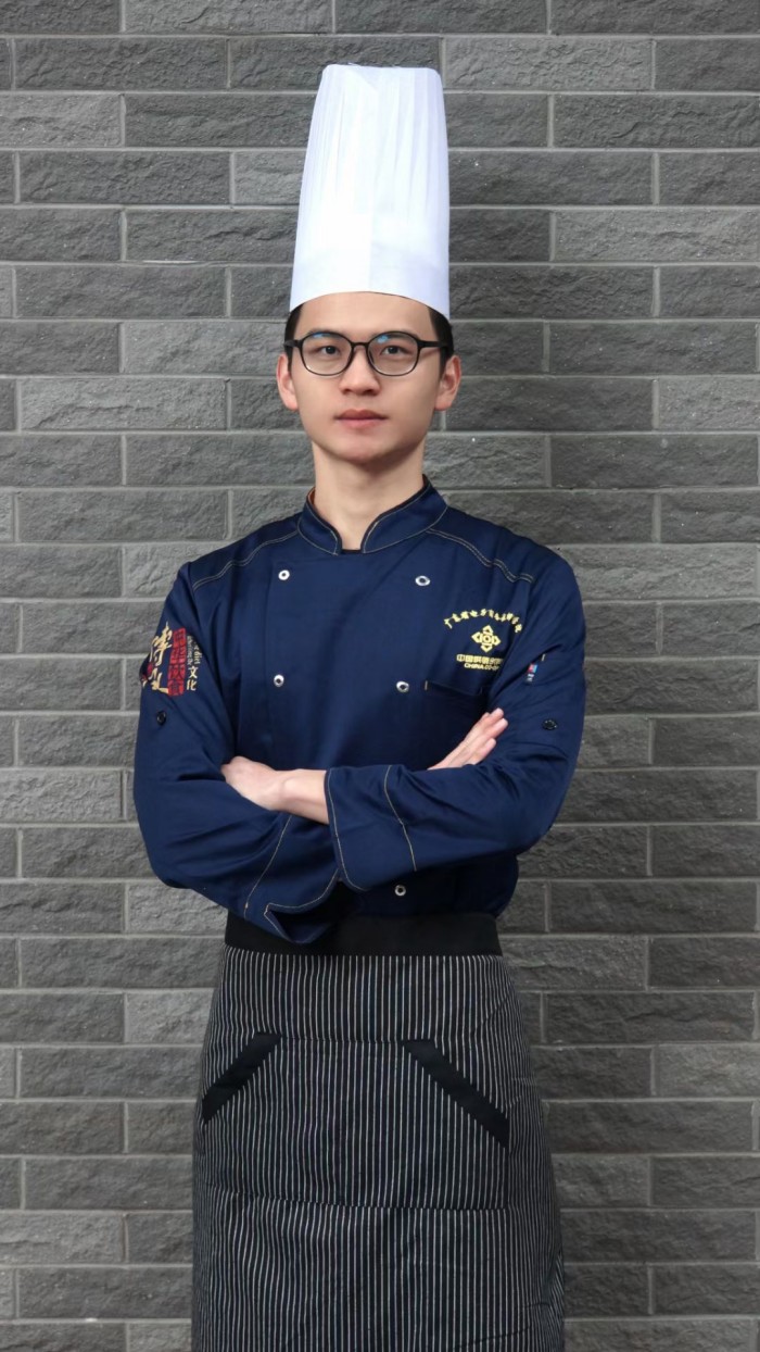 李倍丞.jpg